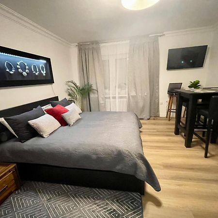 Tunnel Apartment - Nordbahntrasse, Kontaktloser Self-Check-In, Netflix Wuppertal Ngoại thất bức ảnh