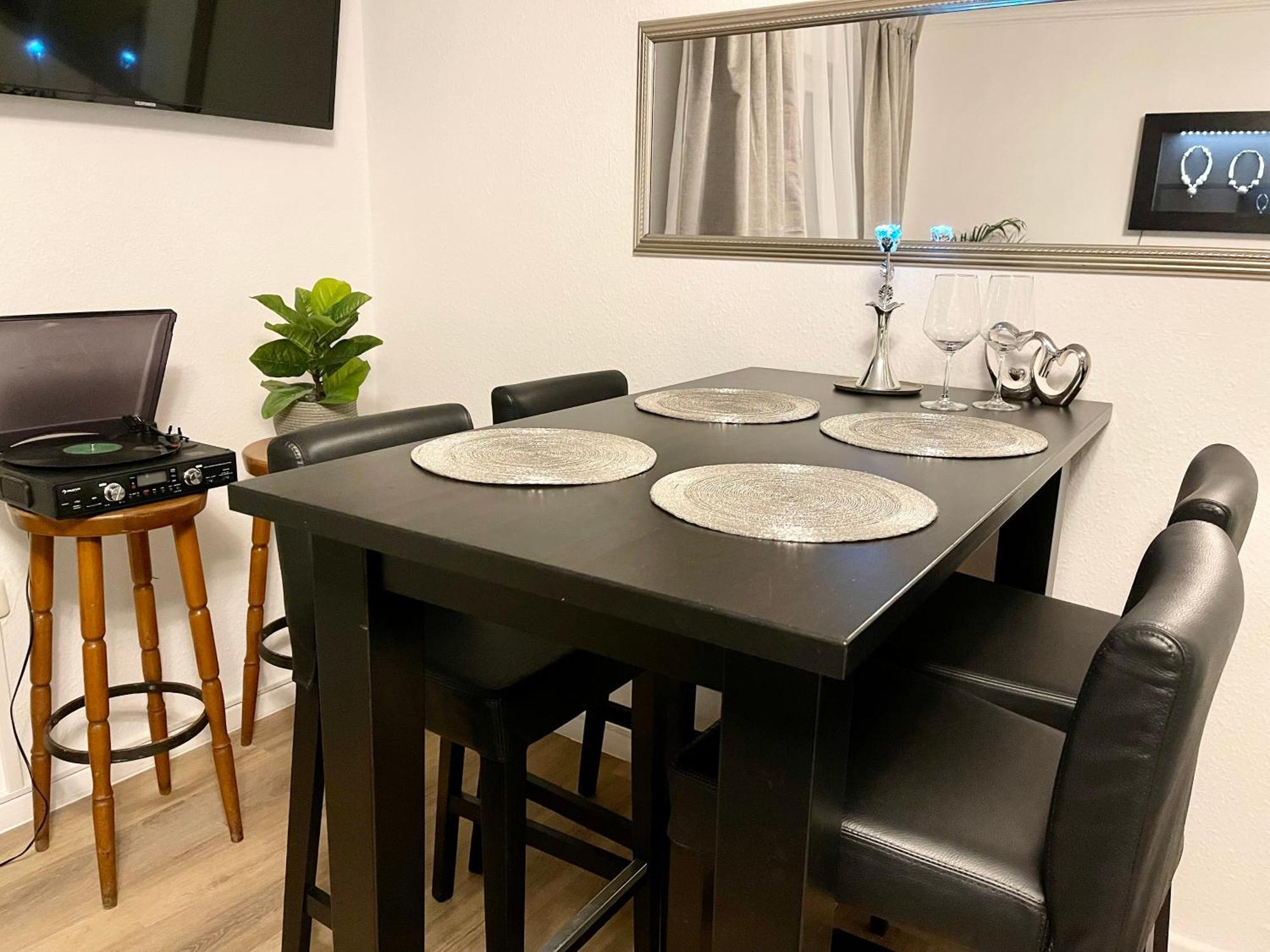 Tunnel Apartment - Nordbahntrasse, Kontaktloser Self-Check-In, Netflix Wuppertal Ngoại thất bức ảnh