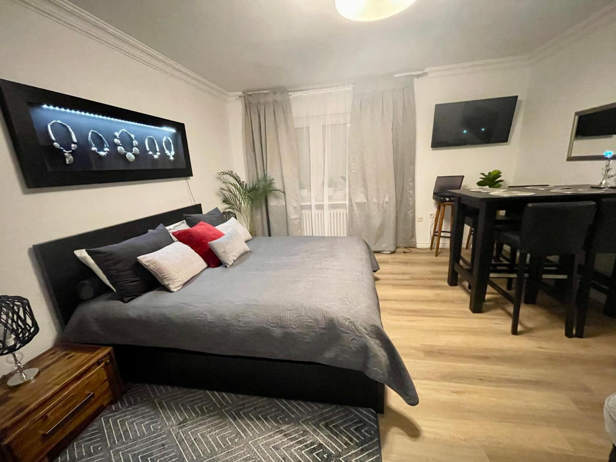 Tunnel Apartment - Nordbahntrasse, Kontaktloser Self-Check-In, Netflix Wuppertal Ngoại thất bức ảnh